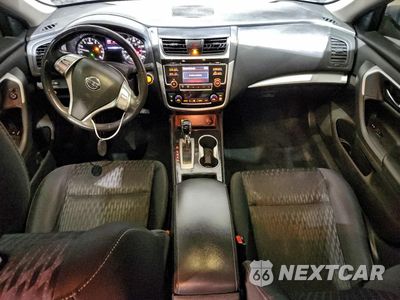 Zdjęcie 8 z 13 samochodu: 2018 NISSAN ALTIMA 2.5 VIN:1N4AL3AP5JC110492 - miniatura