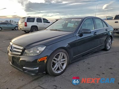 2013 MERCEDES-BENZ C 250 WDDGF4HB0DA803813 - główne zdjęcie licytacji z USA - miniatura