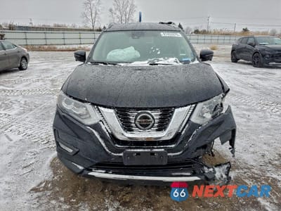 Piąte zdjęcie samochodu w środku: 2020 NISSAN ROGUE VIN:5N1AT2MV9LC746796 - miniatura