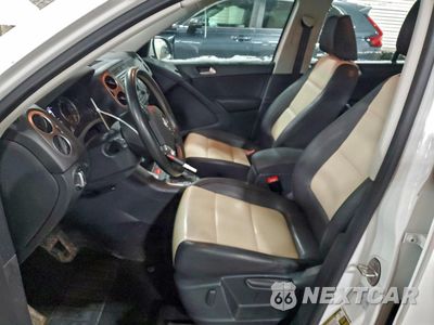 Zdjęcie 7 z 15 samochodu: 2016 VOLKSWAGEN TIGUAN S VIN:WVGBV7AX0GW594848 - miniatura