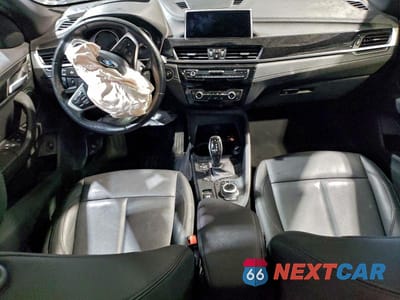 Zdjęcie 8 z 14 samochodu: 2021 BMW X1 XDRIVE28I VIN:WBXJG9C02M3M78525 - miniatura