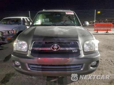 Piąte zdjęcie samochodu w środku: 2005 TOYOTA SEQUOIA SR5 VIN:5TDBT44AX5S243040 - miniatura