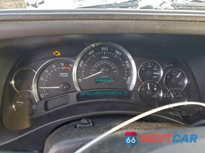 Zdjęcie 9 z 12 samochodu: 2004 CADILLAC ESCALADE ESV VIN:3GYFK66N04G307318 - miniatura