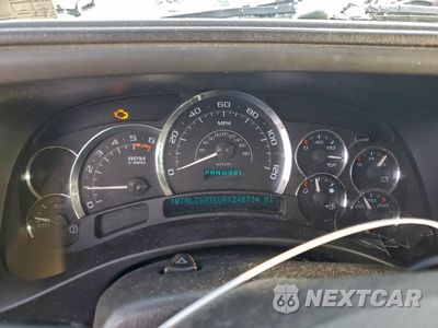 Zdjęcie 9 z 12 samochodu: 2004 CADILLAC ESCALADE ESV VIN:3GYFK66N04G307318 - miniatura