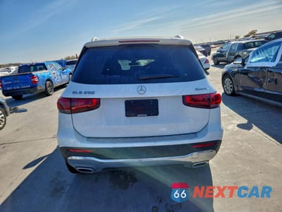 Zdjęcie 6 z 12 samochodu: 2023 MERCEDES-BENZ GLB 250 4MATIC VIN:W1N4M4HB4PW336401 - miniatura