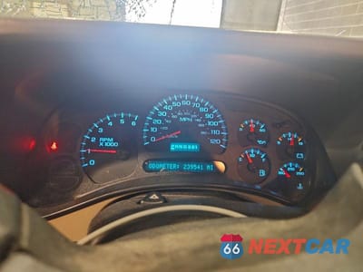 Zdjęcie 9 z 12 samochodu: 2004 GMC NEW SIERRA K1500 VIN:2GTEK19T441380134 - miniatura