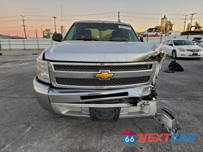Piąte zdjęcie samochodu w środku: 2013 CHEVROLET SILVERADO C1500 LT VIN:3GCPCSEA2DG107443 - miniatura