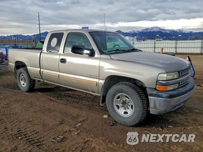 Czwarte zdjęcie samochodu z boku: 1999 CHEVROLET SILVERADO C2500 VIN:1GCFC29UXXZ144938 - miniatura