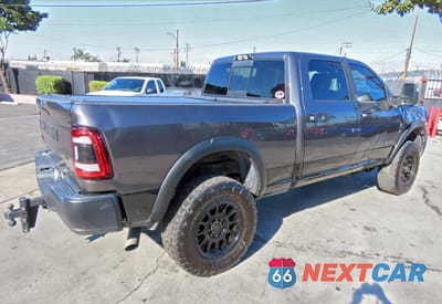 Trzecie zdjęcie samochodu z tyłu: 2023 RAM 2500 POWERWAGON VIN:3C6UR5ELXPG634808 - miniatura