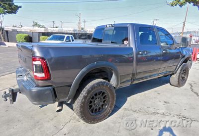 Trzecie zdjęcie samochodu z tyłu: 2023 RAM 2500 POWERWAGON VIN:3C6UR5ELXPG634808 - miniatura