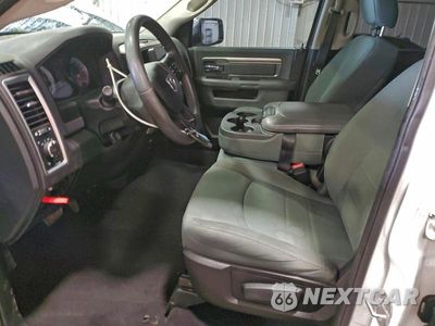 Zdjęcie 7 z 12 samochodu: 2018 RAM 1500 SLT VIN:1C6RR7GG0JS155606 - miniatura