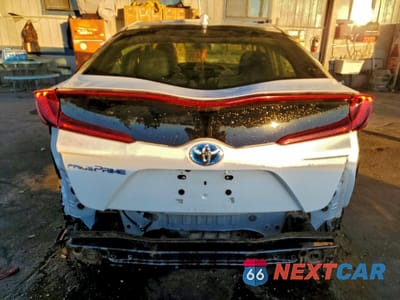 Zdjęcie 6 z 14 samochodu: 2017 TOYOTA PRIUS PRIME VIN:JTDKARFP5H3053494 - miniatura
