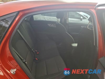 Zdjęcie 10 z 11 samochodu: 2024 KIA FORTE LXS VIN:3KPF24AD8RE717117 - miniatura