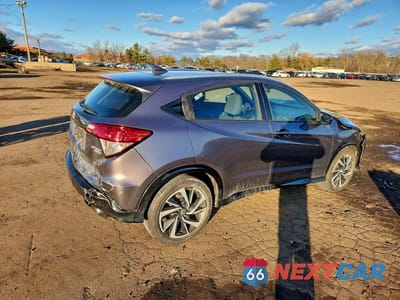 Trzecie zdjęcie samochodu z tyłu: 2019 HONDA HR-V SPORT VIN:3CZRU6H16KG717264 - miniatura
