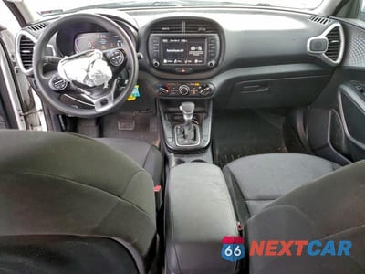 Zdjęcie 8 z 13 samochodu: 2023 KIA SOUL LX VIN:KNDJ23AU4P7871695 - miniatura