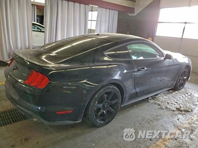 Trzecie zdjęcie samochodu z tyłu: 2019 FORD MUSTANG VIN:1FA6P8TH2K5130203 - miniatura