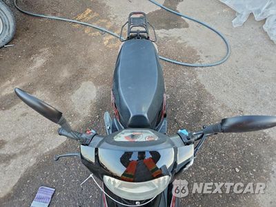 Piąte zdjęcie samochodu w środku: 2025 MASERATI 49CC VIN:L2BB9NCC6SB125183 - miniatura