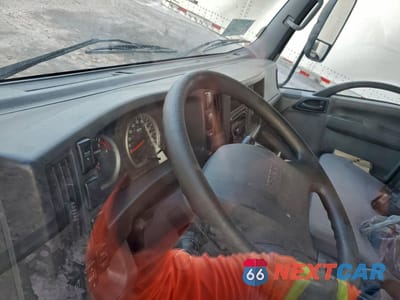 Zdjęcie 9 z 12 samochodu: 2019 ISUZU NRR VIN:JALE5W167K7305081 - miniatura