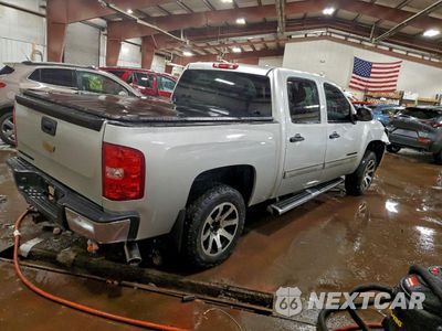 Trzecie zdjęcie samochodu z tyłu: 2011 CHEVROLET SILVERADO K1500 LT VIN:3GCPKSE31BG255326 - miniatura