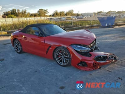 Czwarte zdjęcie samochodu z boku: 2025 BMW Z4 M40I VIN:WBAHF9C01SWY46538 - miniatura