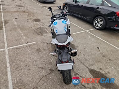 Czwarte zdjęcie samochodu z boku: 2023 KAWASAKI EX400 VIN:JKAEXKG18PDAM3125 - miniatura