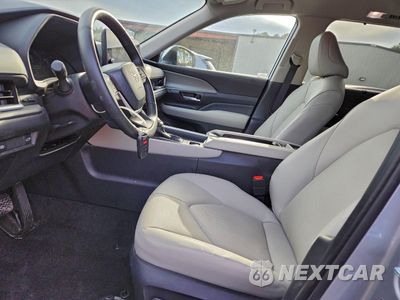 Zdjęcie 7 z 15 samochodu: 2025 TOYOTA GRAND HIGHLANDER LE VIN:5TDAAAB54SS081438 - miniatura