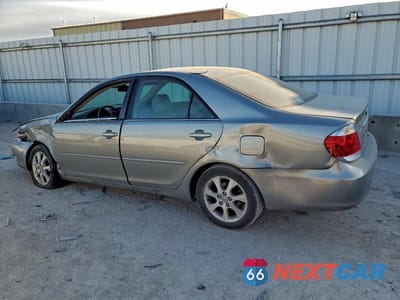 Drugie zdjęcie samochodu z przodu: 2005 TOYOTA CAMRY LE VIN:4T1BE32K05U596734 - miniatura