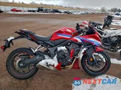 2024 HONDA CBR650 R MLHRH1552R5000492 - główne zdjęcie licytacji z USA - miniatura