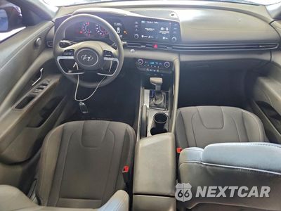 Zdjęcie 8 z 12 samochodu: 2021 HYUNDAI ELANTRA SEL VIN:5NPLM4AG6MH014109 - miniatura