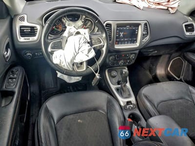 Zdjęcie 8 z 13 samochodu: 2018 JEEP COMPASS LATITUDE VIN:3C4NJDBBXJT161694 - miniatura