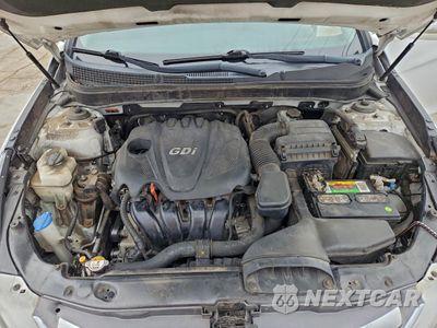 Zdjęcie 11 z 13 samochodu: 2014 HYUNDAI SONATA SE VIN:5NPEC4AC5EH835888 - miniatura