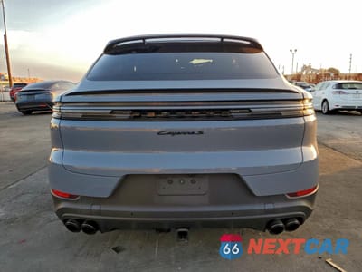 Zdjęcie 6 z 13 samochodu: 2025 PORSCHE CAYENNE SE HYBRID COUPE VIN:WP1BN2AY9SDA41179 - miniatura