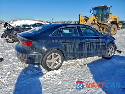 Trzecie zdjęcie samochodu z tyłu: 2019 AUDI A3 PREMIUM VIN:WAUBEGFF4KA113197 - miniatura