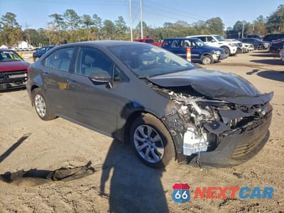 Czwarte zdjęcie samochodu z boku: 2025 TOYOTA COROLLA LE VIN:JTDBCMFEXS3096120 - miniatura