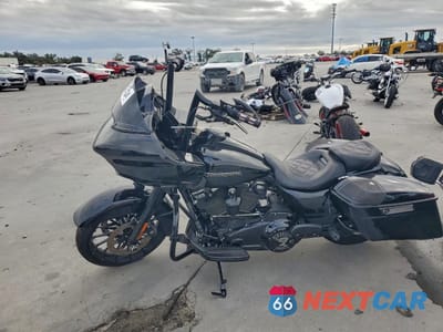 Trzecie zdjęcie samochodu z tyłu: 2018 HARLEY-DAVIDSON FLTRXS ROAD GLIDE SPECIAL VIN:1HD1KTC14JB608595 - miniatura