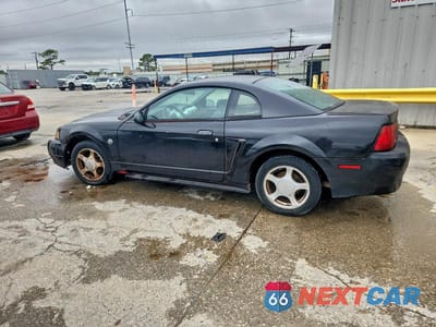Drugie zdjęcie samochodu z przodu: 2004 FORD MUSTANG VIN:1FAFP406X4F222913 - miniatura