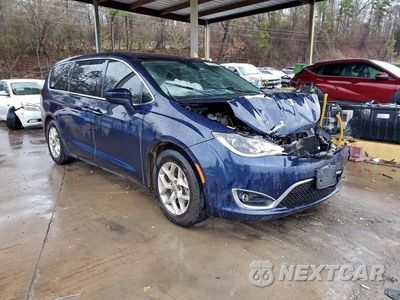 Czwarte zdjęcie samochodu z boku: 2018 CHRYSLER PACIFICA TOURING PLUS VIN:2C4RC1FG3JR157392 - miniatura