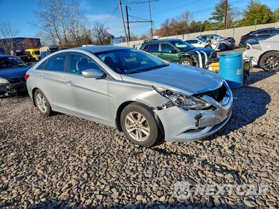 Czwarte zdjęcie samochodu z boku: 2011 HYUNDAI SONATA GLS VIN:5NPEB4AC0BH136778 - miniatura