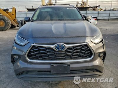 Piąte zdjęcie samochodu w środku: 2023 TOYOTA HIGHLANDER HYBRID LIMITED VIN:5TDYARAH6PS523491 - miniatura