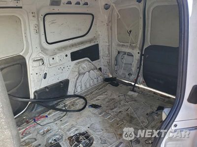 Zdjęcie 10 z 12 samochodu: 2017 RAM PROMASTER CITY VIN:ZFBERFAB2H6E79146 - miniatura