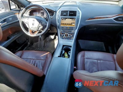 Zdjęcie 8 z 12 samochodu: 2017 LINCOLN MKZ HYBRID RESERVE VIN:3LN6L5MU1HR636039 - miniatura