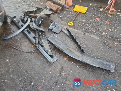 Zdjęcie 13 z 13 samochodu: 2018 VOLVO XC90 T6 VIN:YV4A22PK0J1323359 - miniatura