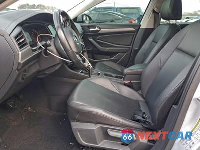 Zdjęcie 7 z 12 samochodu: 2019 VOLKSWAGEN JETTA S VIN:3VWC57BU3KM090779 - miniatura
