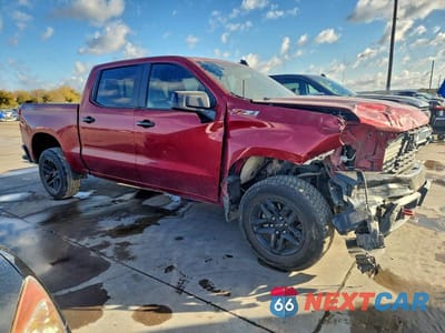 Czwarte zdjęcie samochodu z boku: 2021 CHEVROLET SILVRDO LT VIN:1GCPYFEL0MZ319946 - miniatura