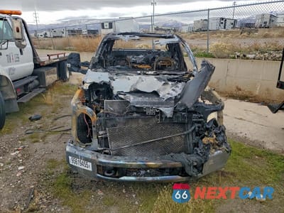 Piąte zdjęcie samochodu w środku: 2017 FORD F350 SUPER DUTY VIN:1FT8W3DT7HEB50810 - miniatura