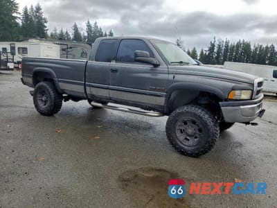 Czwarte zdjęcie samochodu z boku: 2002 DODGE RAM 2500 VIN:3B7KF23612M275668 - miniatura