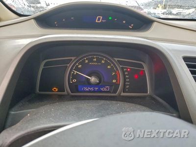 Zdjęcie 9 z 12 samochodu: 2007 HONDA CIVIC LX VIN:1HGFA16537L102757 - miniatura