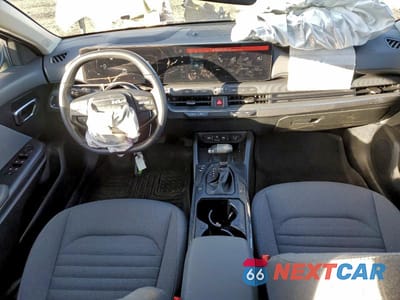 Zdjęcie 8 z 12 samochodu: 2025 KIA K4 EX VIN:3KPFU4DE9SE079366 - miniatura