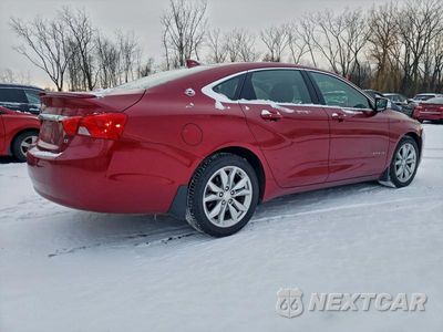 Trzecie zdjęcie samochodu z tyłu: 2018 CHEVROLET IMPALA LT VIN:2G1105S3XJ9173128 - miniatura