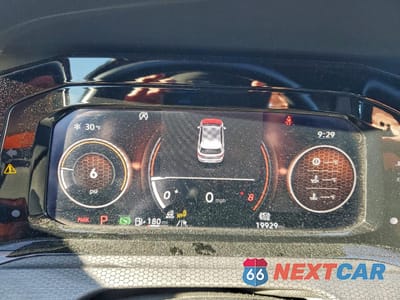 Zdjęcie 9 z 15 samochodu: 2023 VOLKSWAGEN GTI 40TH ANNIVERSARY VIN:WVW8A7CD9PW181419 - miniatura